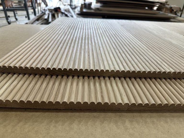 Half-Round Fluted Wall Panel PAN 207 | Scalloped | Corint