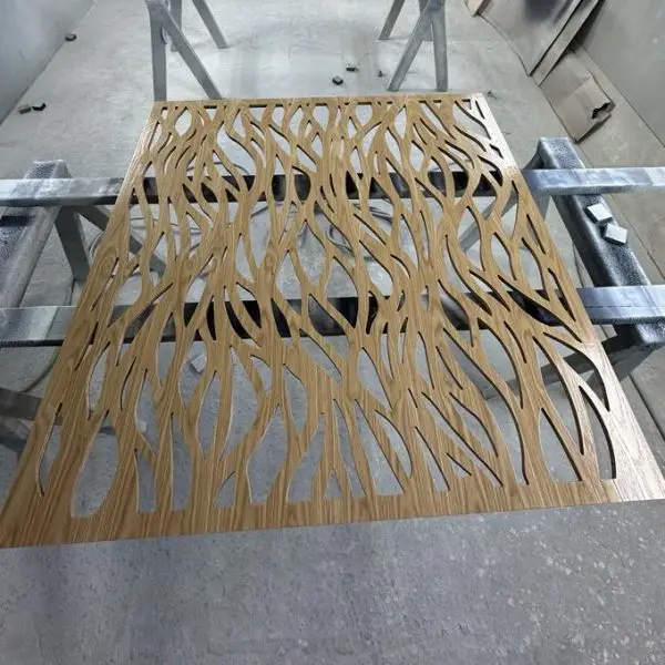 Screen FRW 033