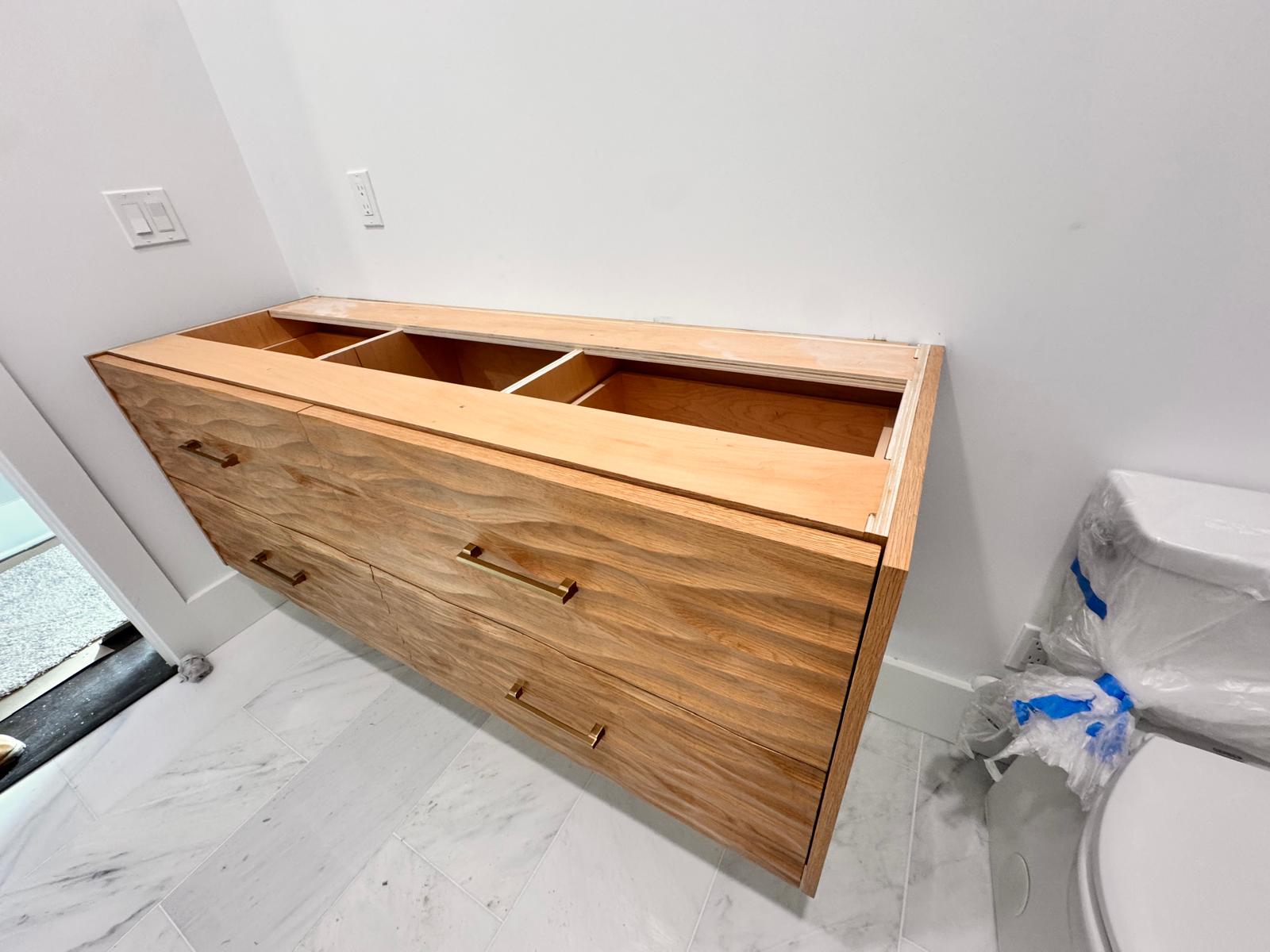 dc0bbe51-1077-4c1e-81c5-969772b734c0 custom vanity solid white oak